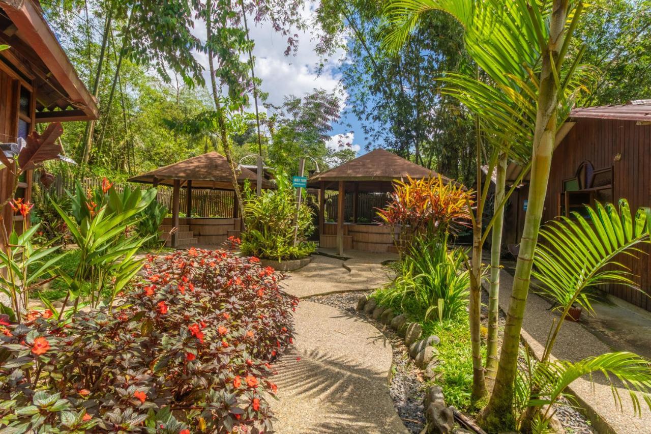 El Jardin Hotel & Restaurante Puyo Exterior photo