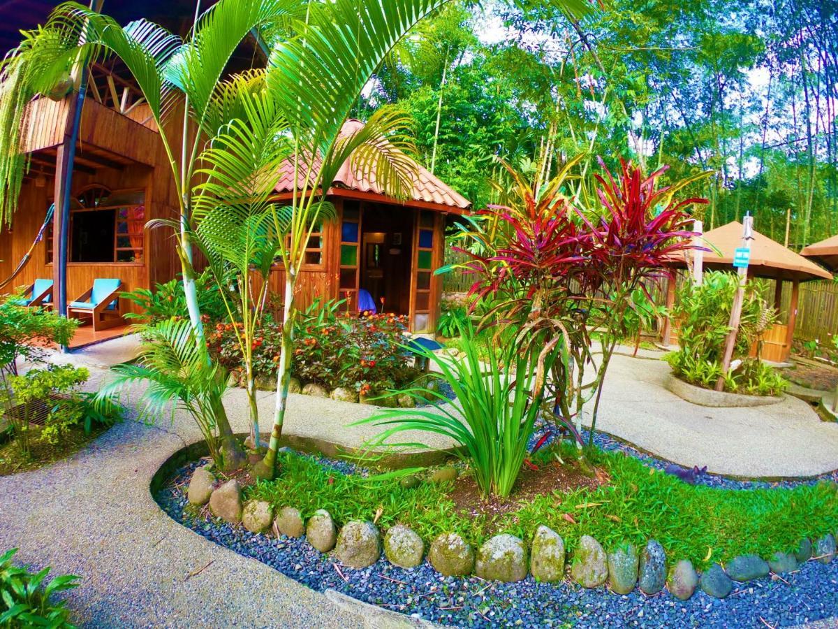 El Jardin Hotel & Restaurante Puyo Exterior photo