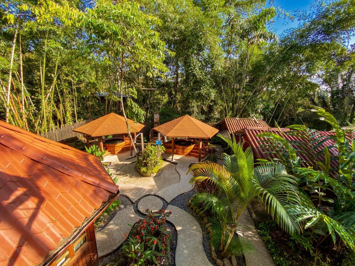 El Jardin Hotel & Restaurante Puyo Exterior photo