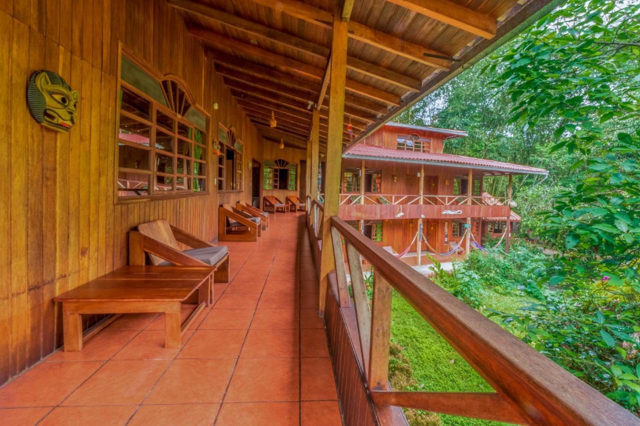 El Jardin Hotel & Restaurante Puyo Exterior photo